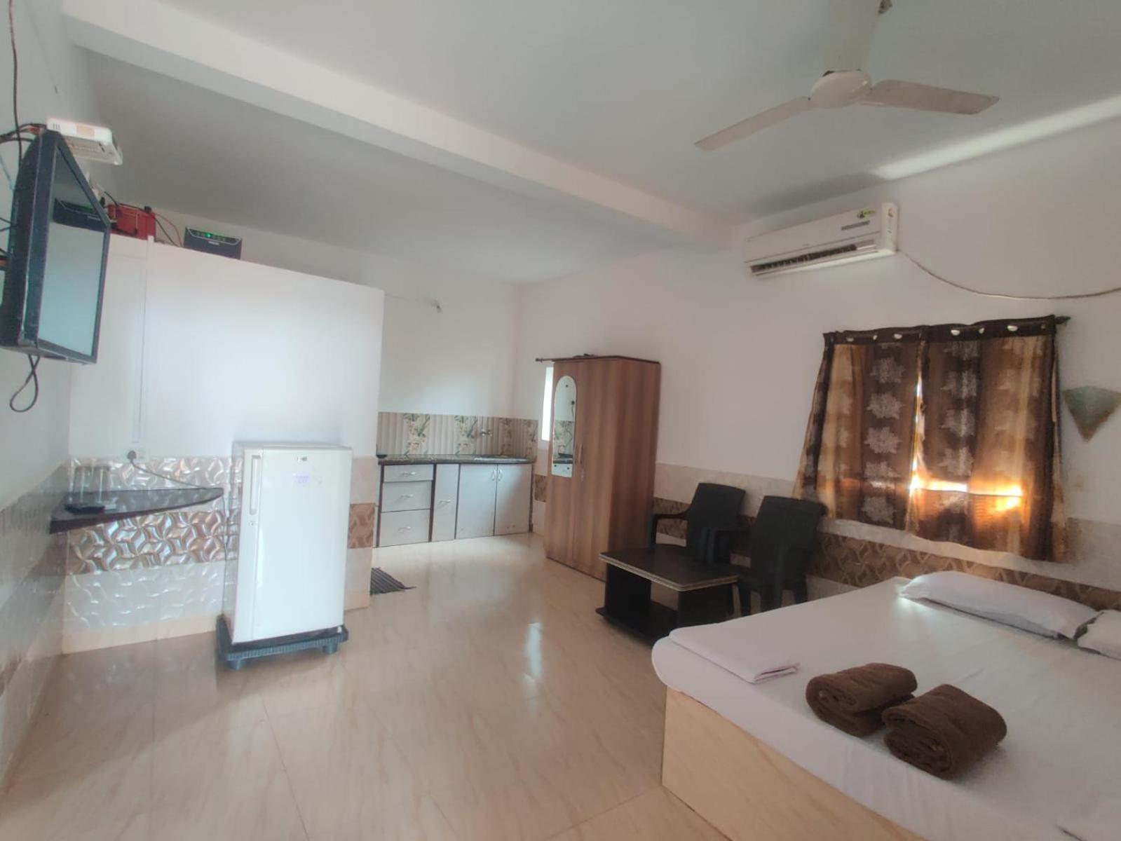 Leon Hide Out Guest House Vāsco Da Gāma Εξωτερικό φωτογραφία